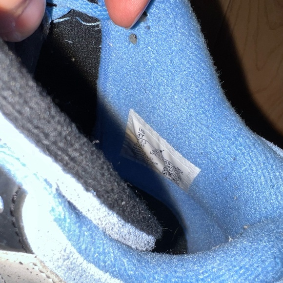 Jordan 4 retro university blue 3Y - Picture 6 of 6